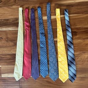 Set of 7 Vintage and Y2K Neck Ties
